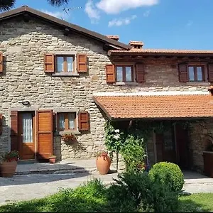 La Sala Vecchia - Lovely Tuscan House Badia Prataglia, Casentino Valley Chiusi della Verna